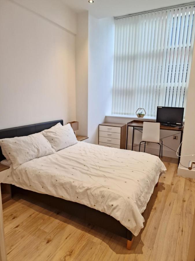 Converted Mill Apartment Манчестер Екстер'єр фото